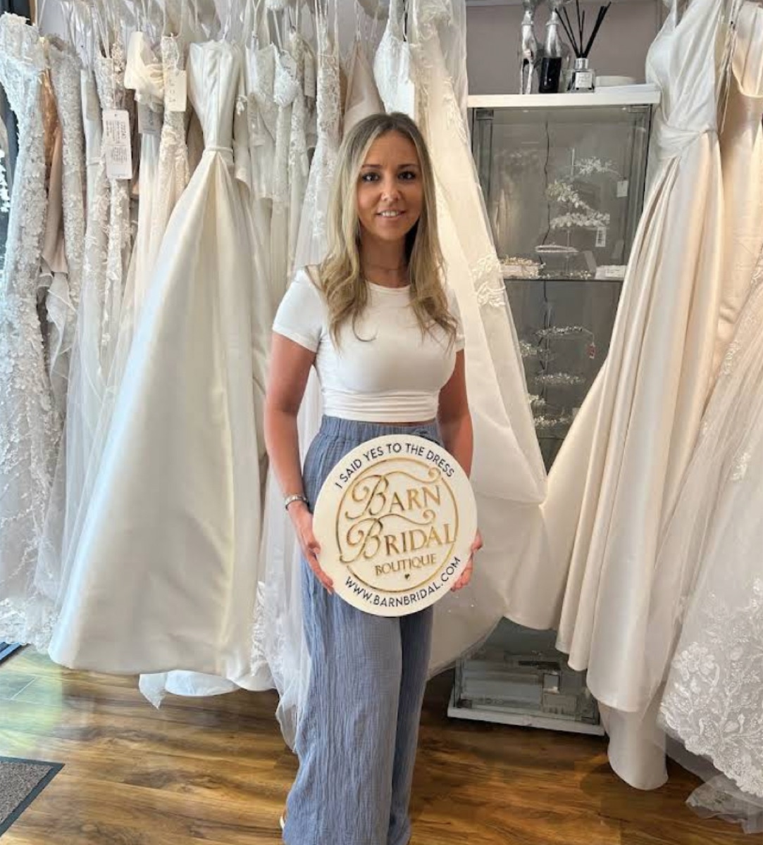Kirsty Westmacott — Barn Bridal Boutique bride